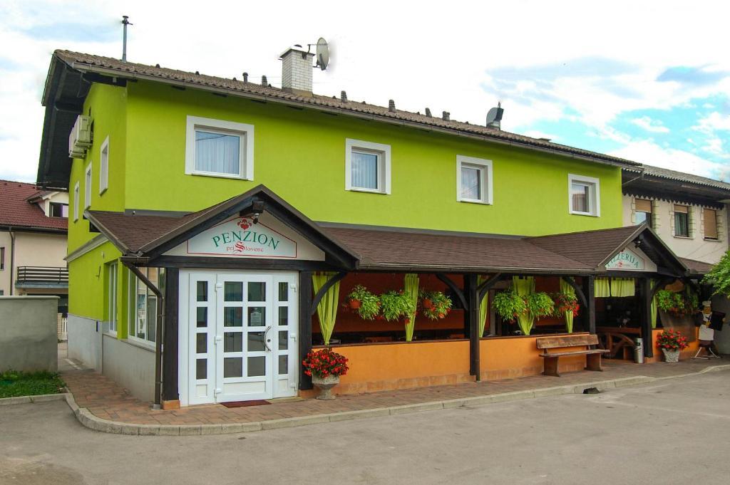 Dol pri Ljubljani普利斯洛温科旅馆住宿加早餐旅馆 外观 照片